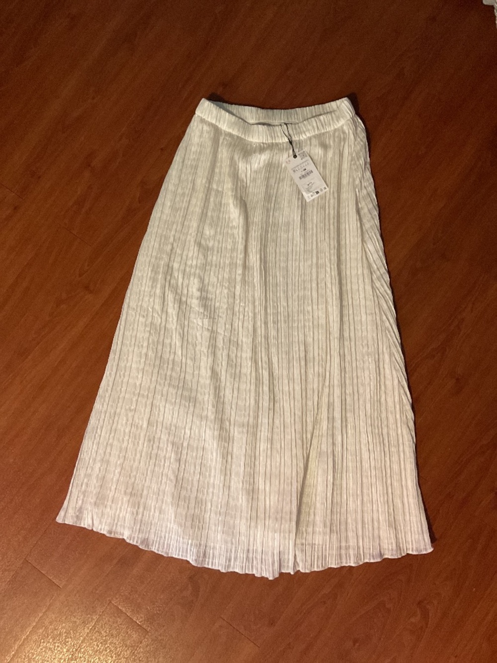 ZARA - Maxi Skirt - size M/L